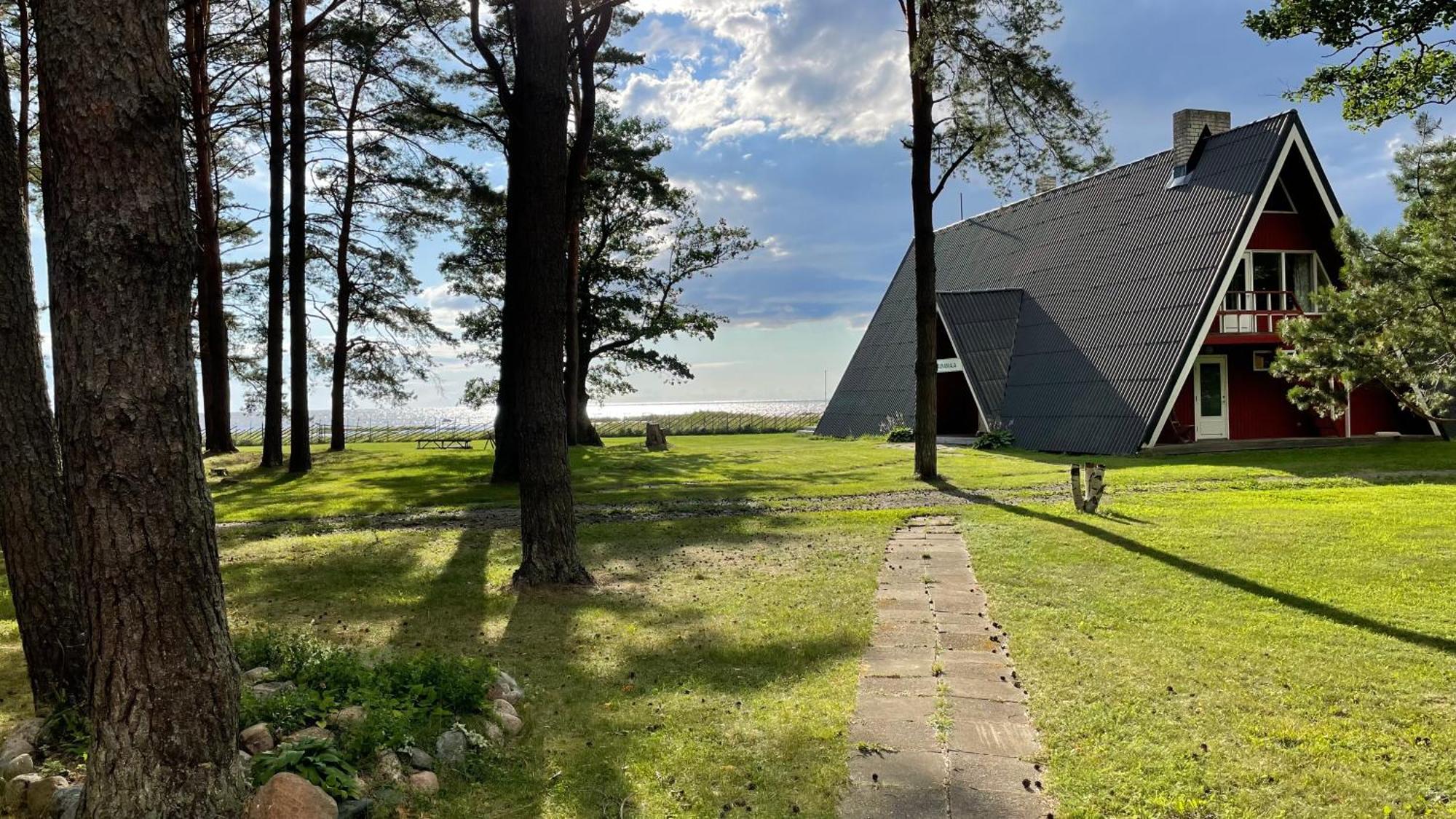 Kosmonautika Puhkekeskus Hotel Kabli Exterior photo